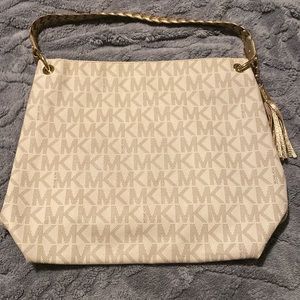 Authentic Michael Kors Bag.